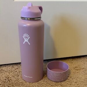 Hydro Flask Lavender Bottle with Lid
